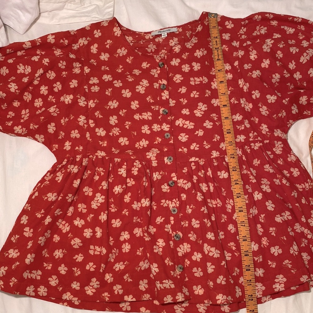 Madewell Red Floral Button-Front Peplum Top - Picture 7 of 7